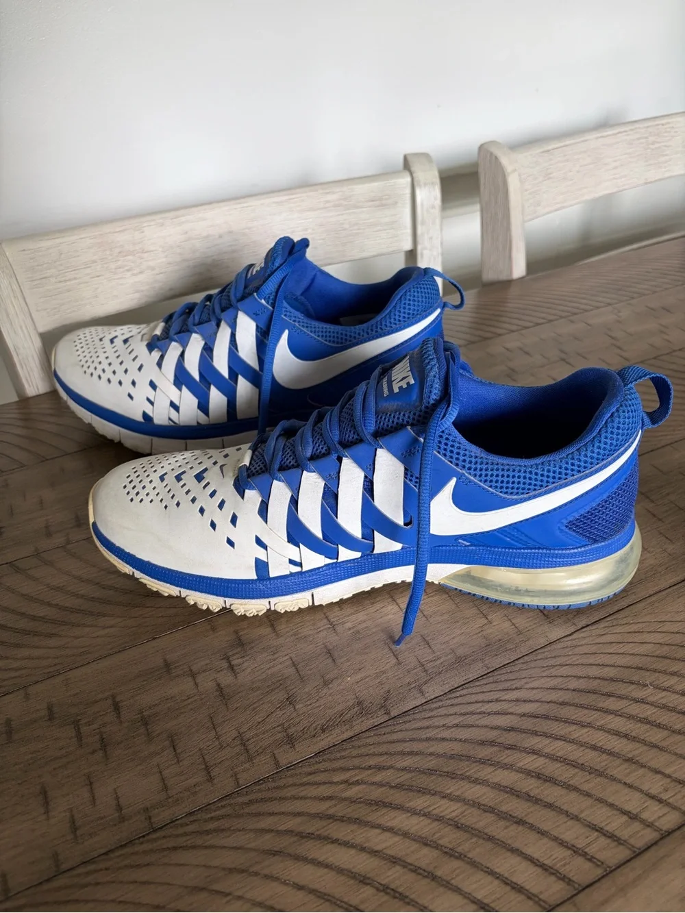 Nike Fingertrap Air Max Mens Size 11 White Blue Training Shoes 666410-400